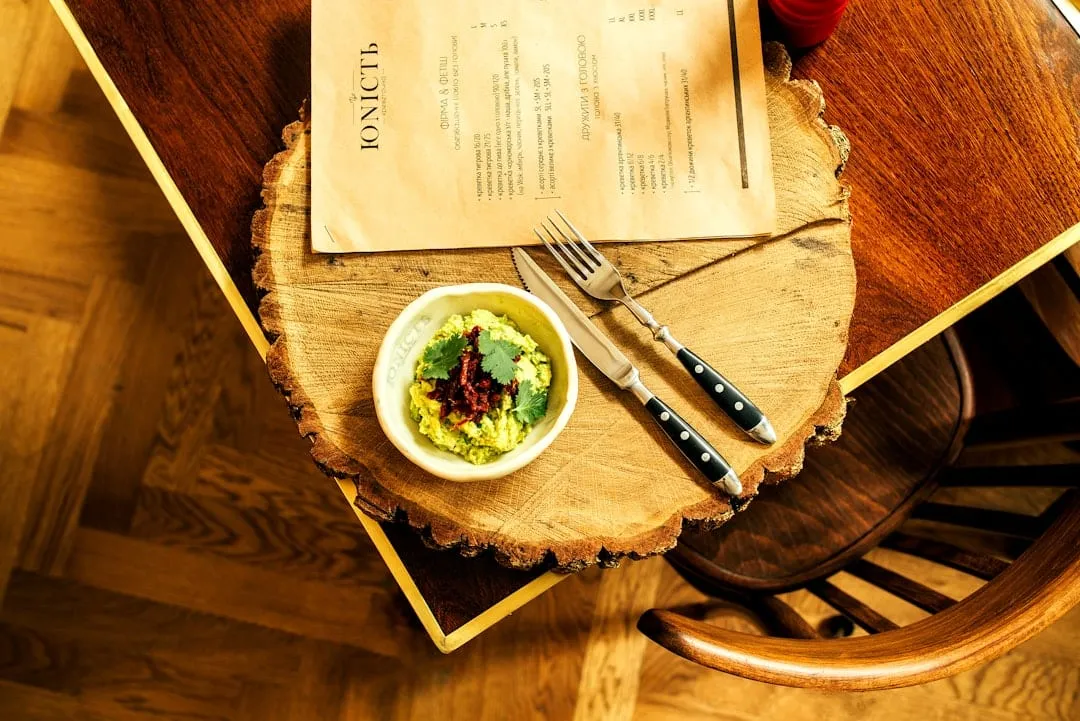 Vermú artesanal en la carta: el aperitivo que fideliza al cliente gastronómico